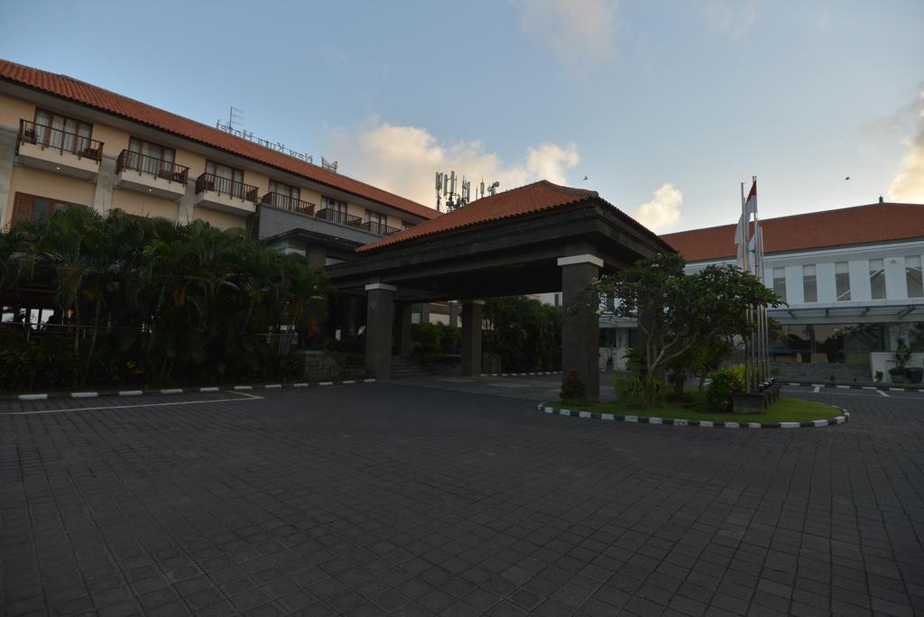 New Kuta Hotel Uluwatu Εξωτερικό φωτογραφία